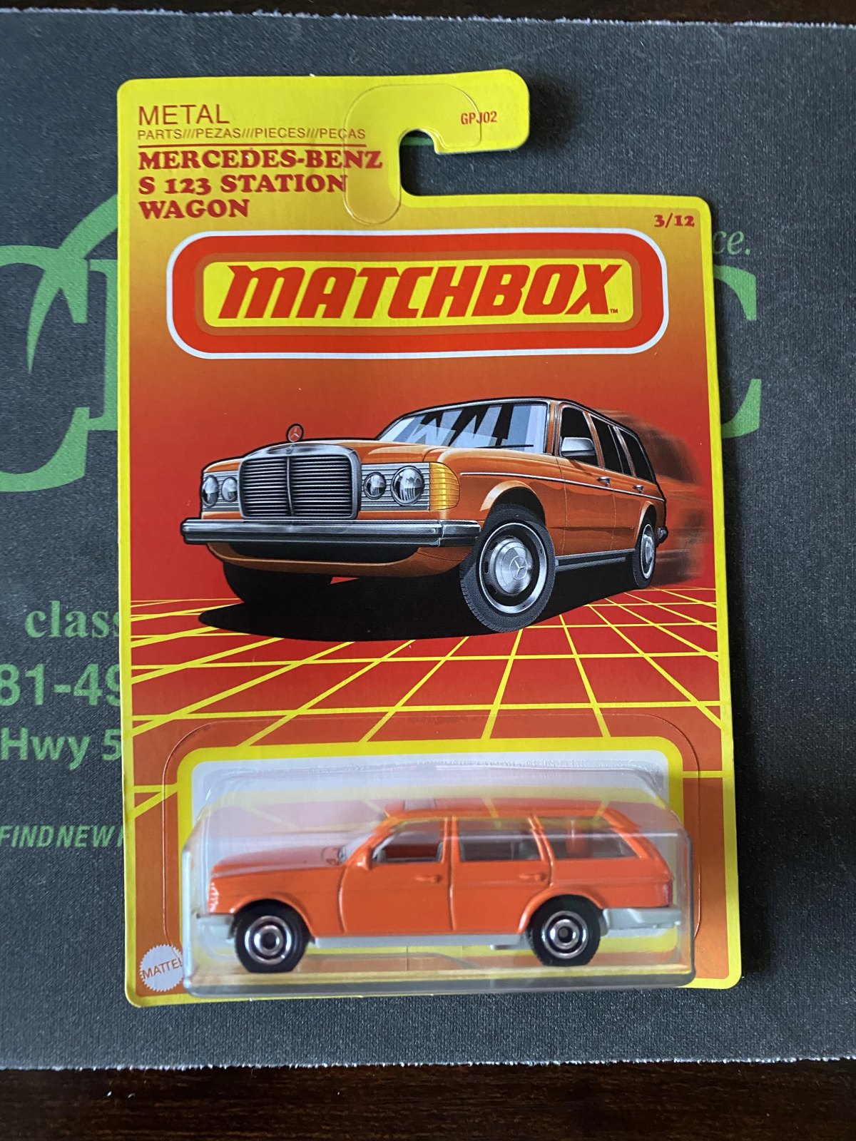 Hot Wheels Mercedes-Benz S 123 Station Wagon