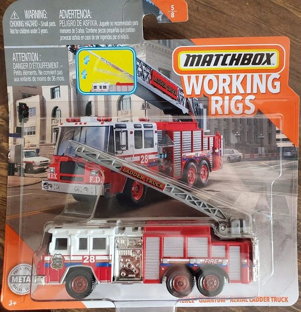 Hot Wheels Pierce Quantum Aerial Ladder Truck
