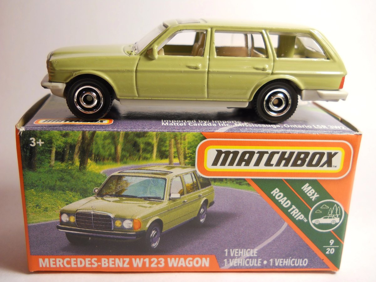 Hot Wheels Mercedes-Benz W123 Wagon
