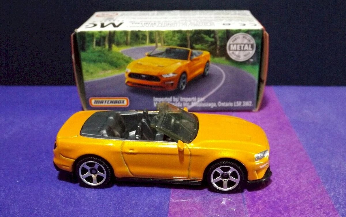 Hot Wheels ´18 Ford Mustang Convertible