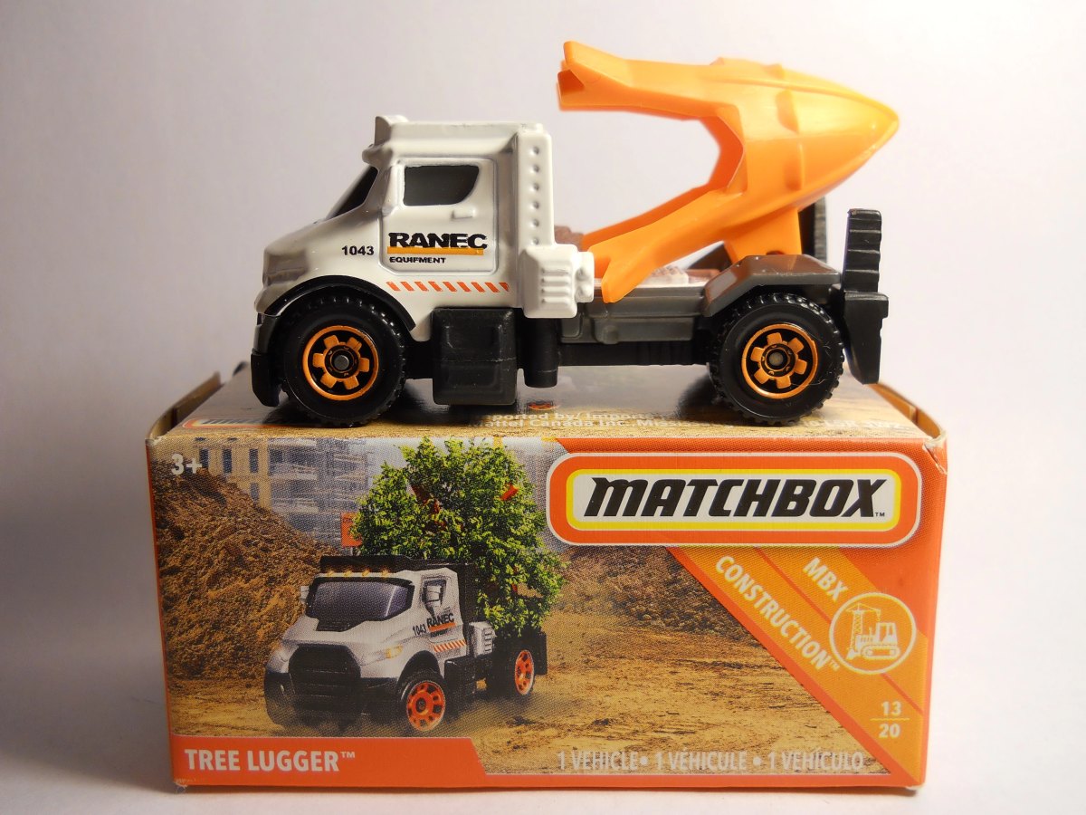 Hot Wheels Tree Lugger
