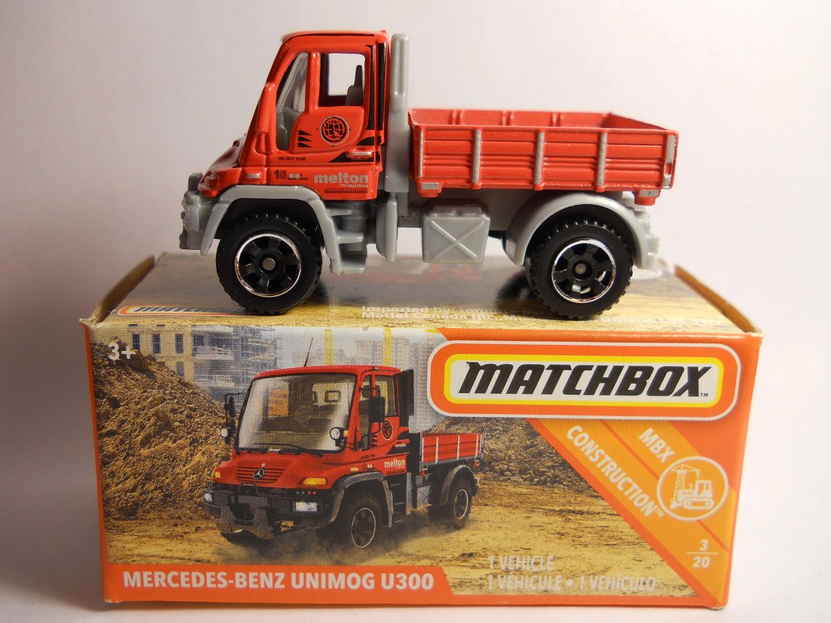 Hot Wheels Mercedes-Benz Unimog U300