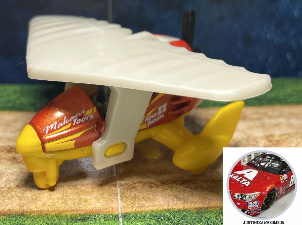 2018 Aero Junior II Red: No package: Image 2