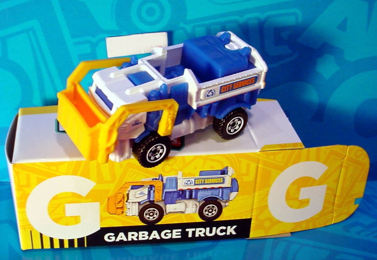 Hot Wheels Garbage Gulper