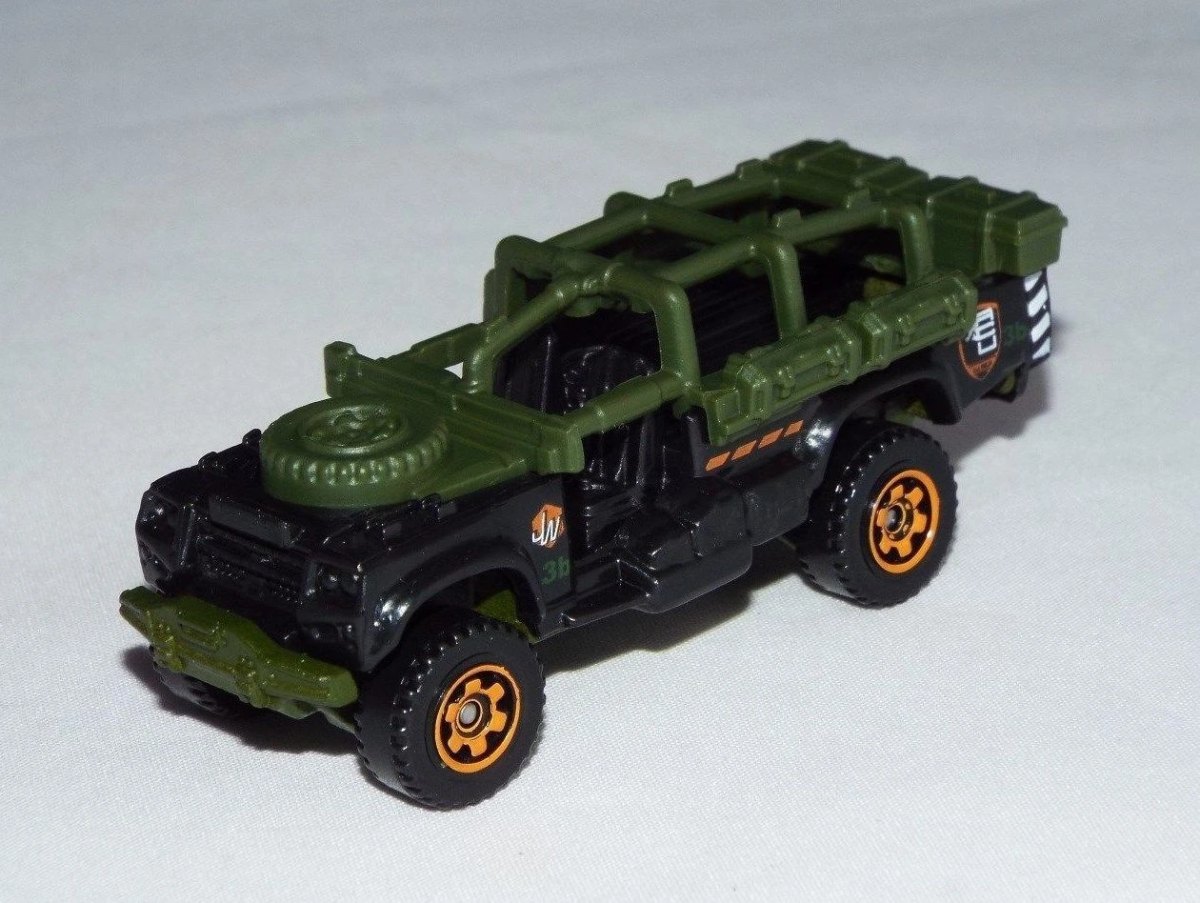 2015 Sahara Survivor: No package: Image 2