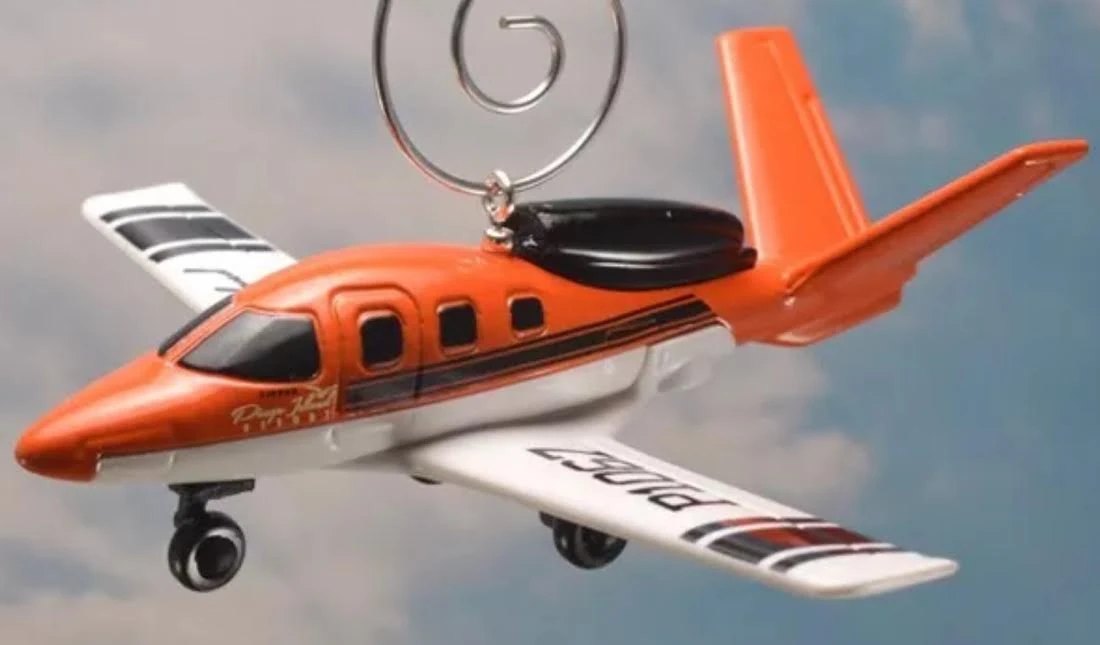 2015 Cirrus Vision Orange: No package: Image 2
