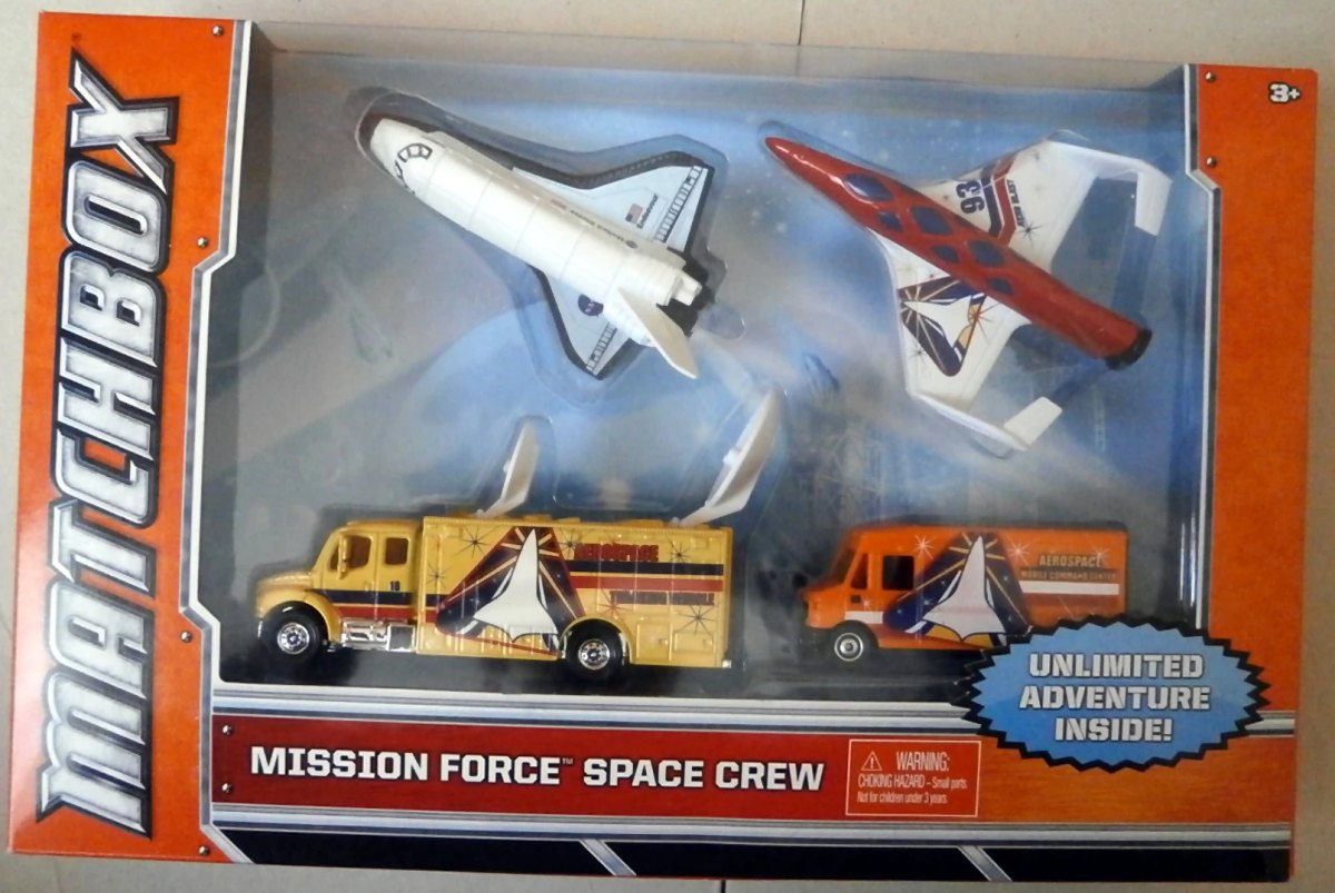 Hot Wheels Freightliner Satellite Truck