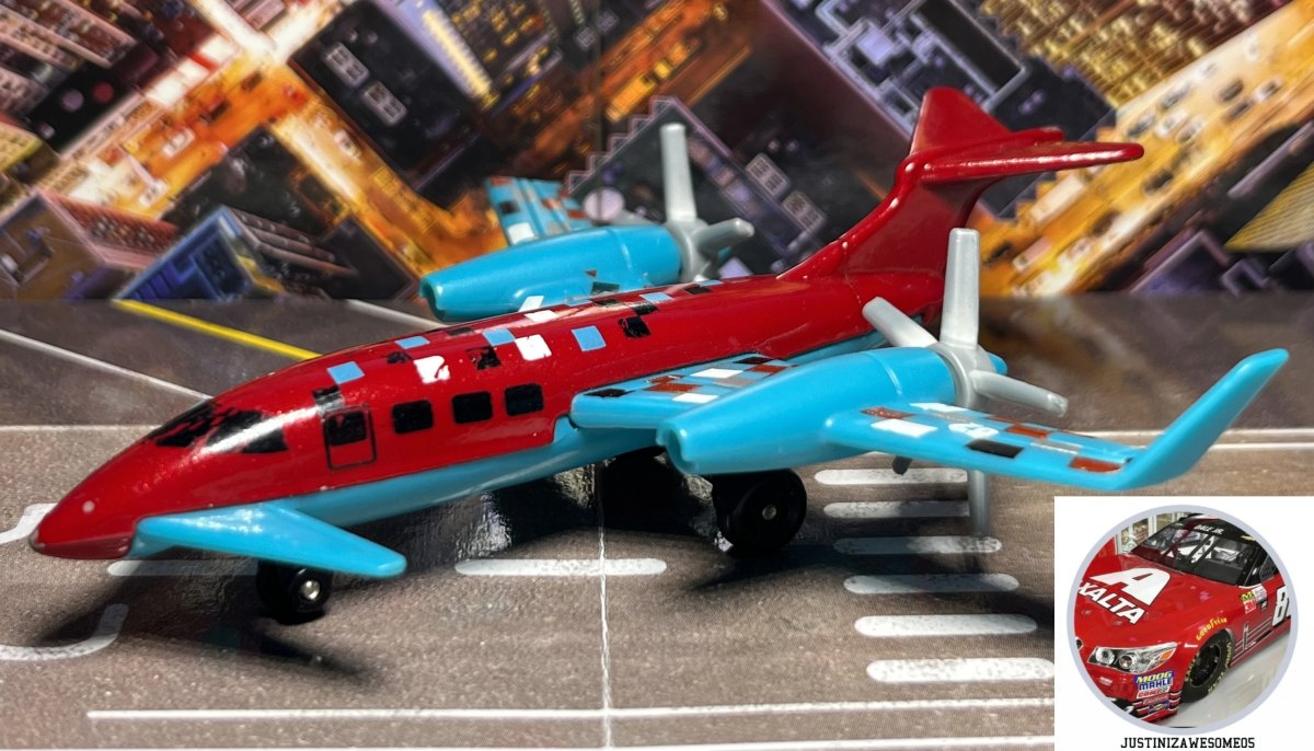 2012 Pusher Prop Red: No package: Image 2