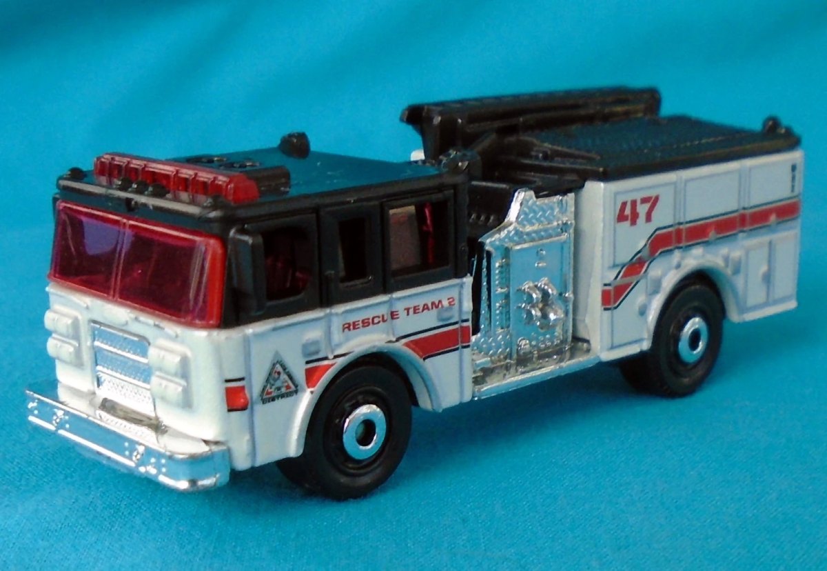 2013 Pierce Dash White: No package: Image 2
