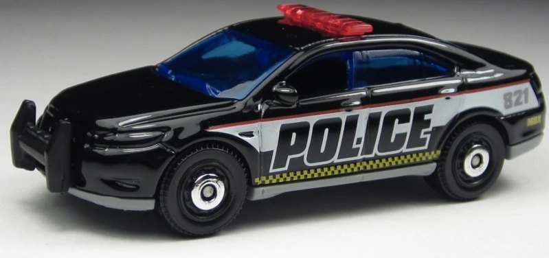 2013 Ford Police Interceptor Black: No package: Image 2