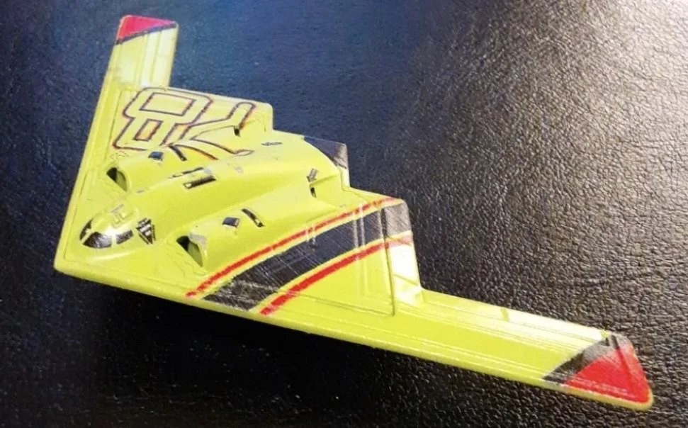 2011 Northrop Grumman B-2 Yellow: No package: Image 2