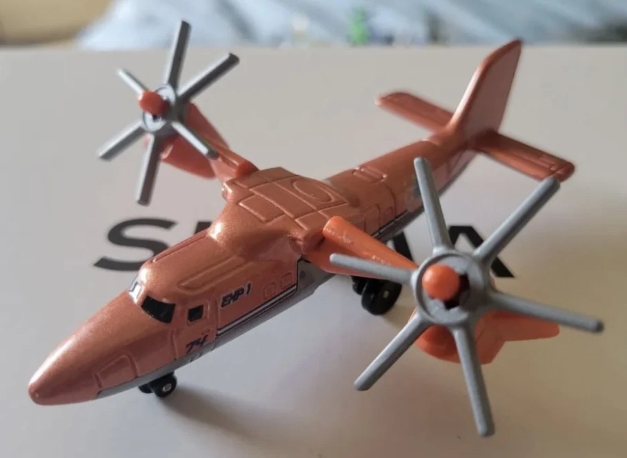2011 Tilt Rotor Orange: No package: Image 2