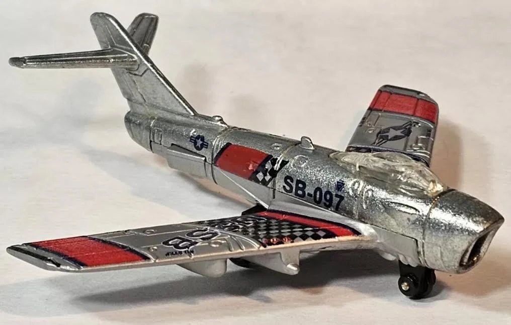 2011 Battle Raptor Silver: No package: Image 2