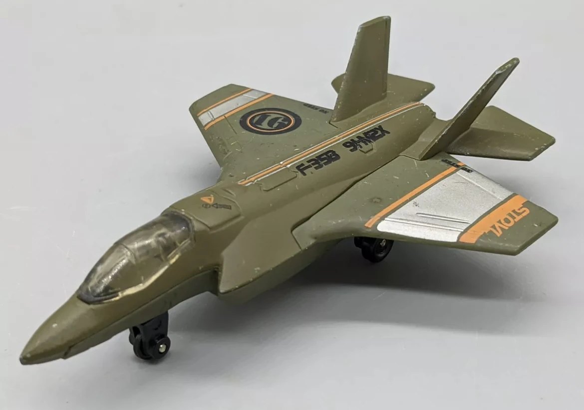 2011 Lockheed Martin F-35B Lightning II Grey: No package: Image 2