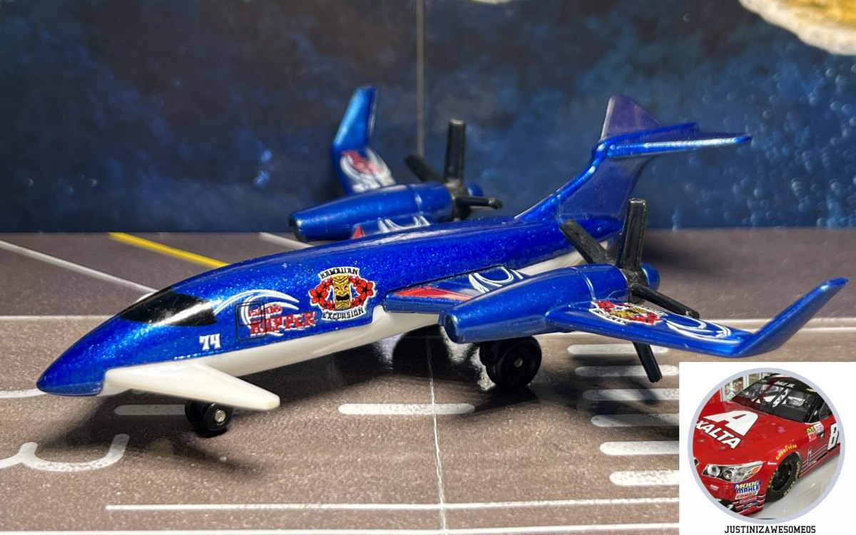 2011 Pusher Prop Blue: No package: Image 2