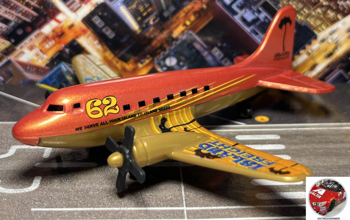 2010 Airliner Black: No package: Image 2