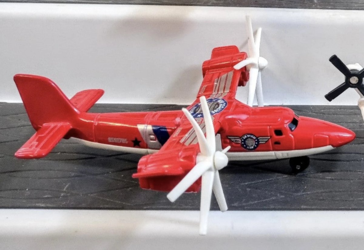 2010 Tilt Rotor Green: No package: Image 2