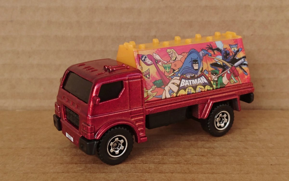 2010 Billboard Truck: No package: Image 2