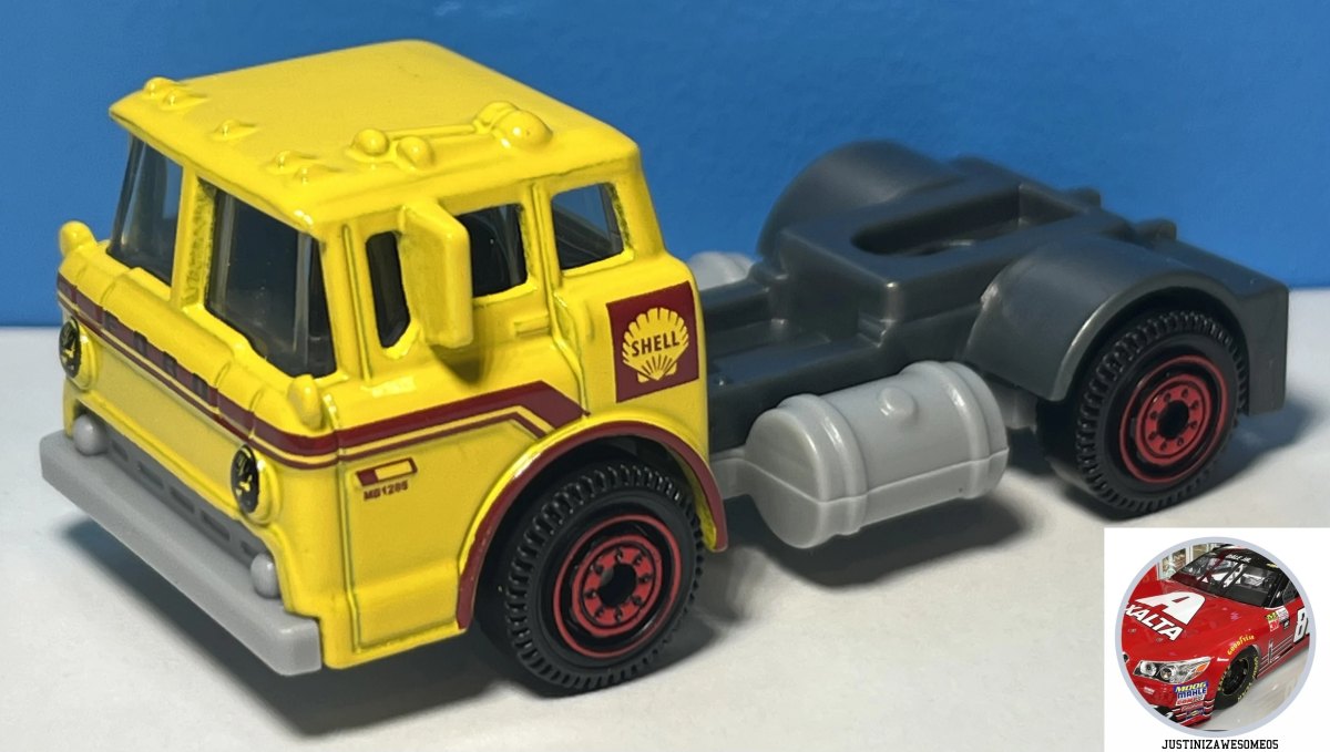 Hot Wheels 1965 Ford C900