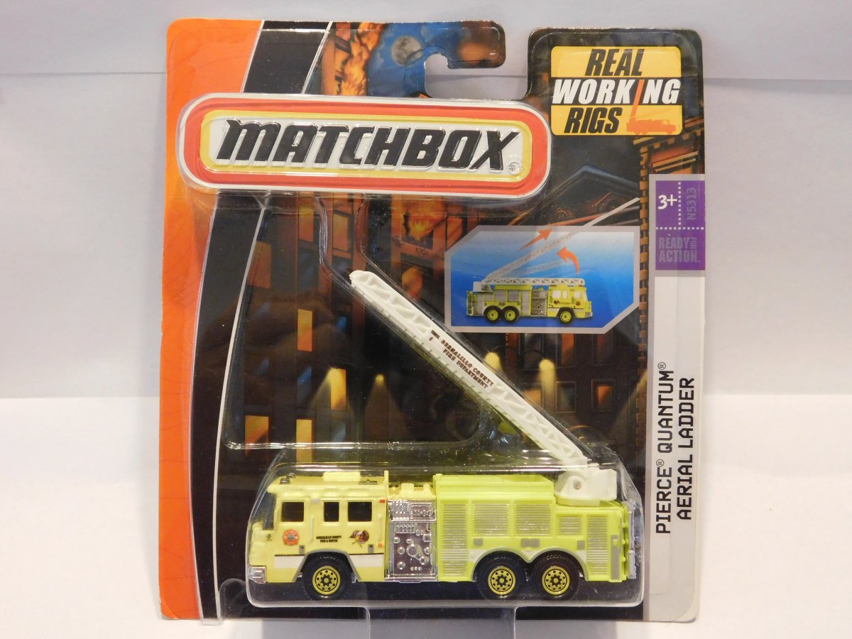 Hot Wheels Pierce Quantum Aerial Ladder