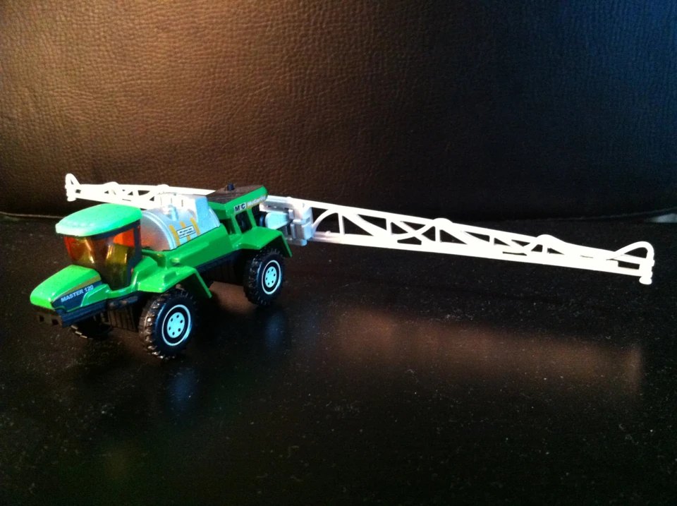 Hot Wheels Crop Sprayer
