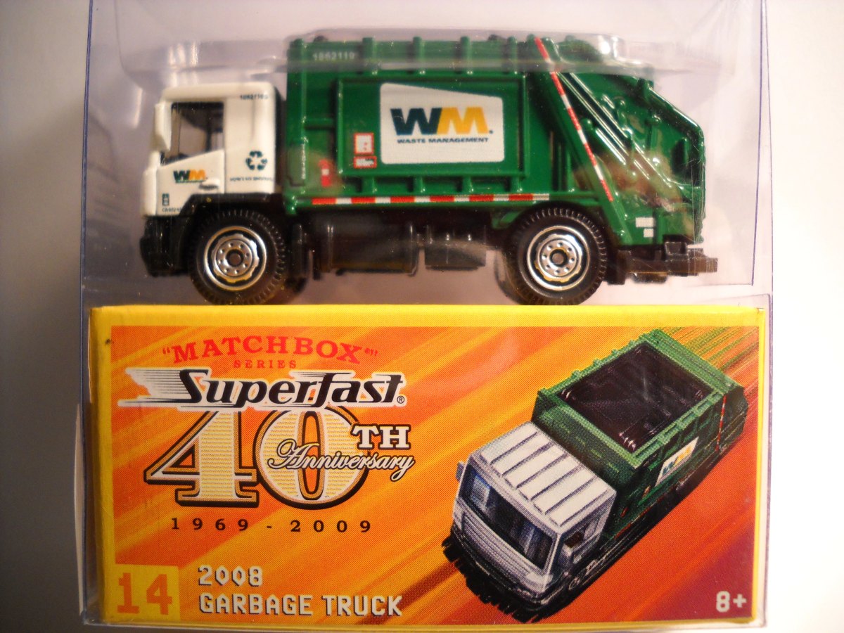 Hot Wheels 2008 Garbage Truck