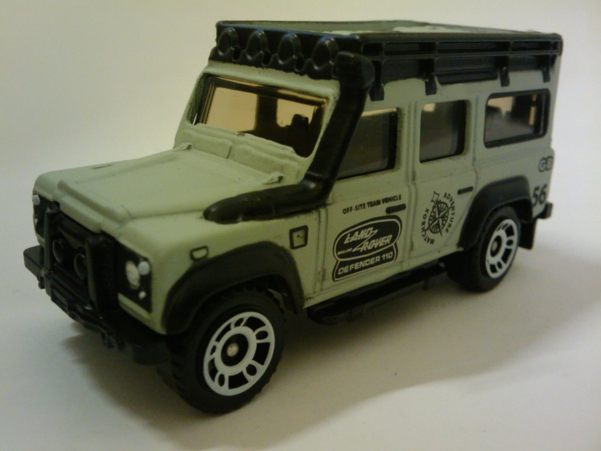 2008 97 Land Rover Defender 110: No package: Image 2