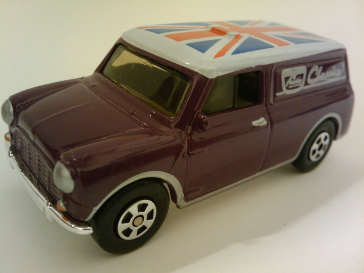 2008 65 Austin Mini Van Purple: No package: Image 2