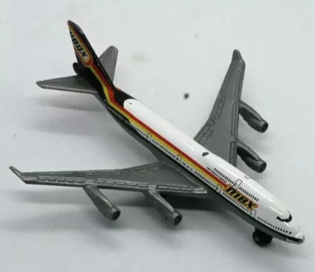 2007 Boeing 747-400 White: No package: Image 2