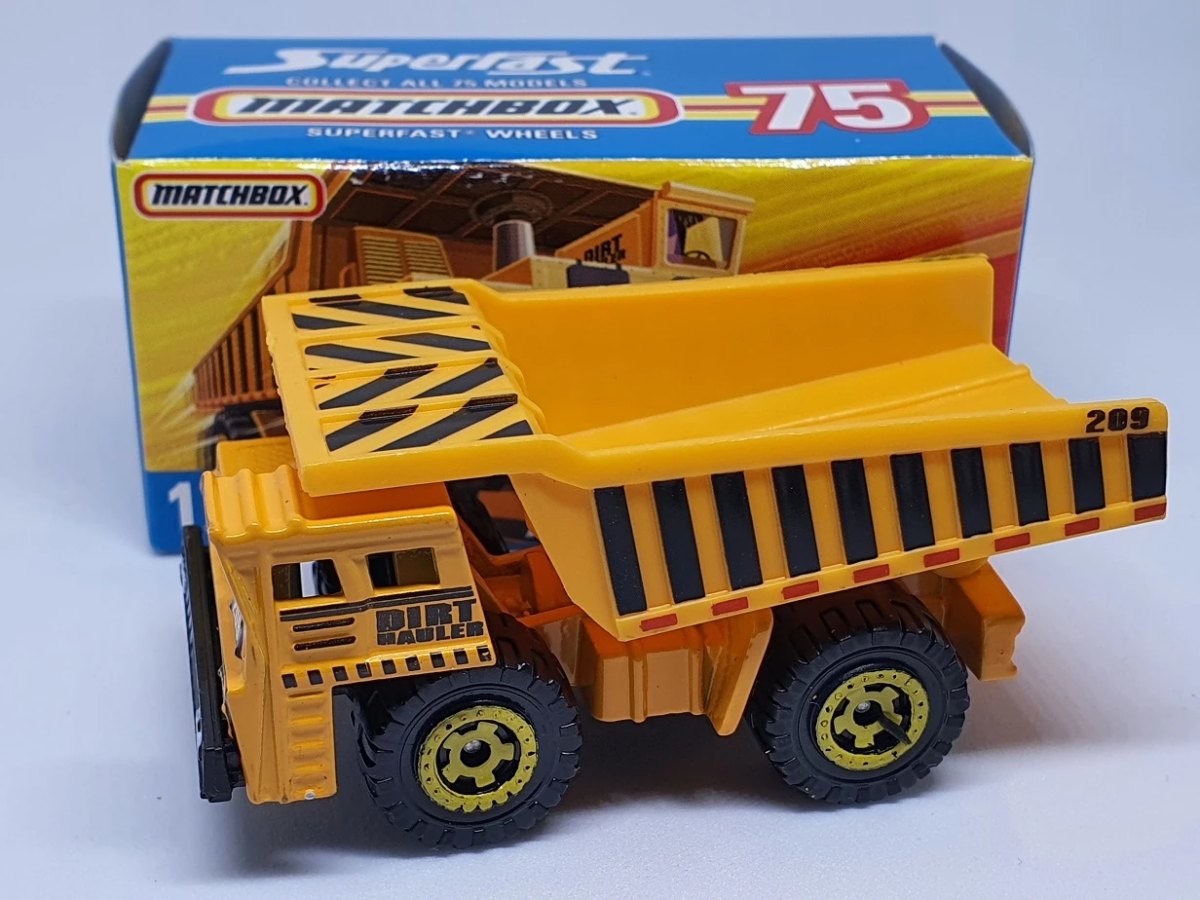 2006 Faun Dump Truck Yellow: No package: Image 2