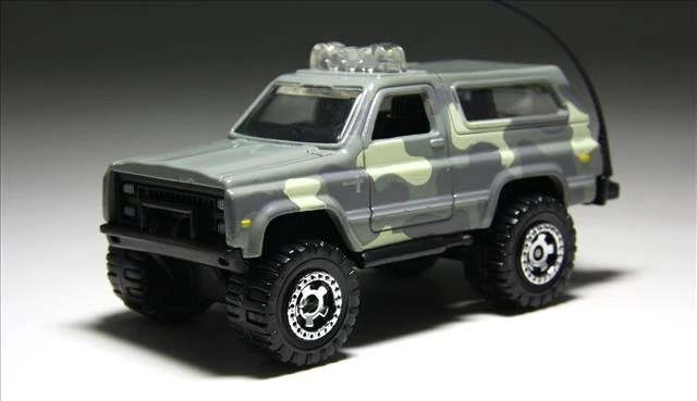 2006 Chevrolet Blazer 4x4 Grey: No package: Image 2