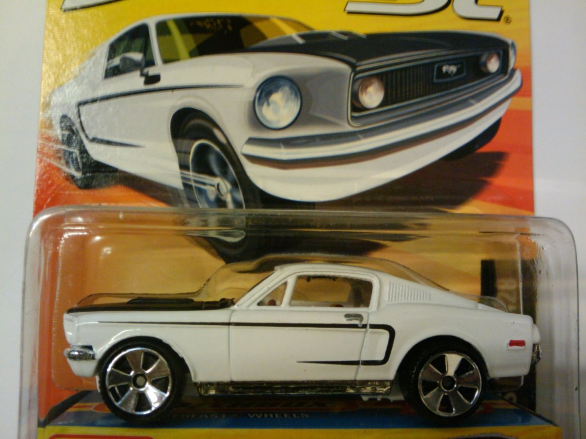 Hot Wheels Ford Mustang 428