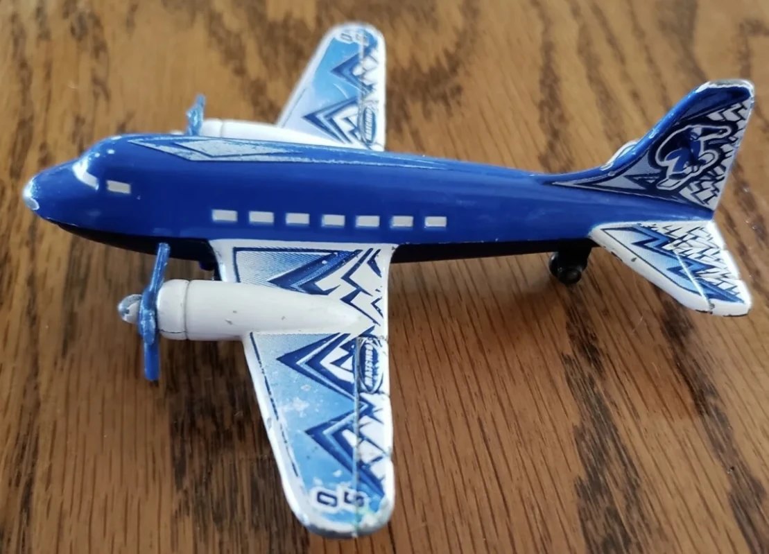 2005 Airliner Blue: No package: Image 2
