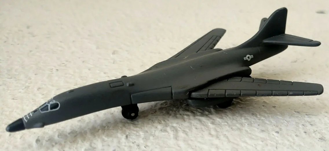 2005 Boeing B-1B Lancer Grey: No package: Image 2