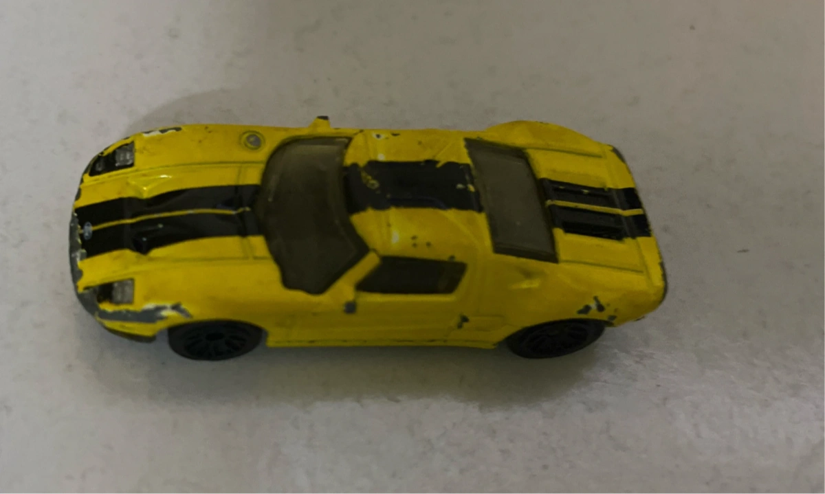2005 2005 Ford GT Black: No Package: Image 2