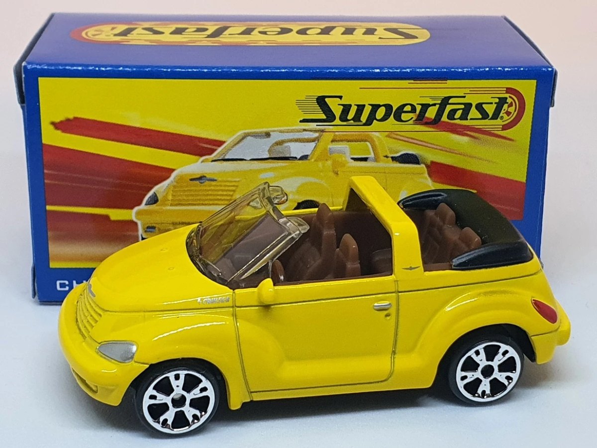 2004 Chrysler PT Cruiser Convertible Yellow: No package: Image 2