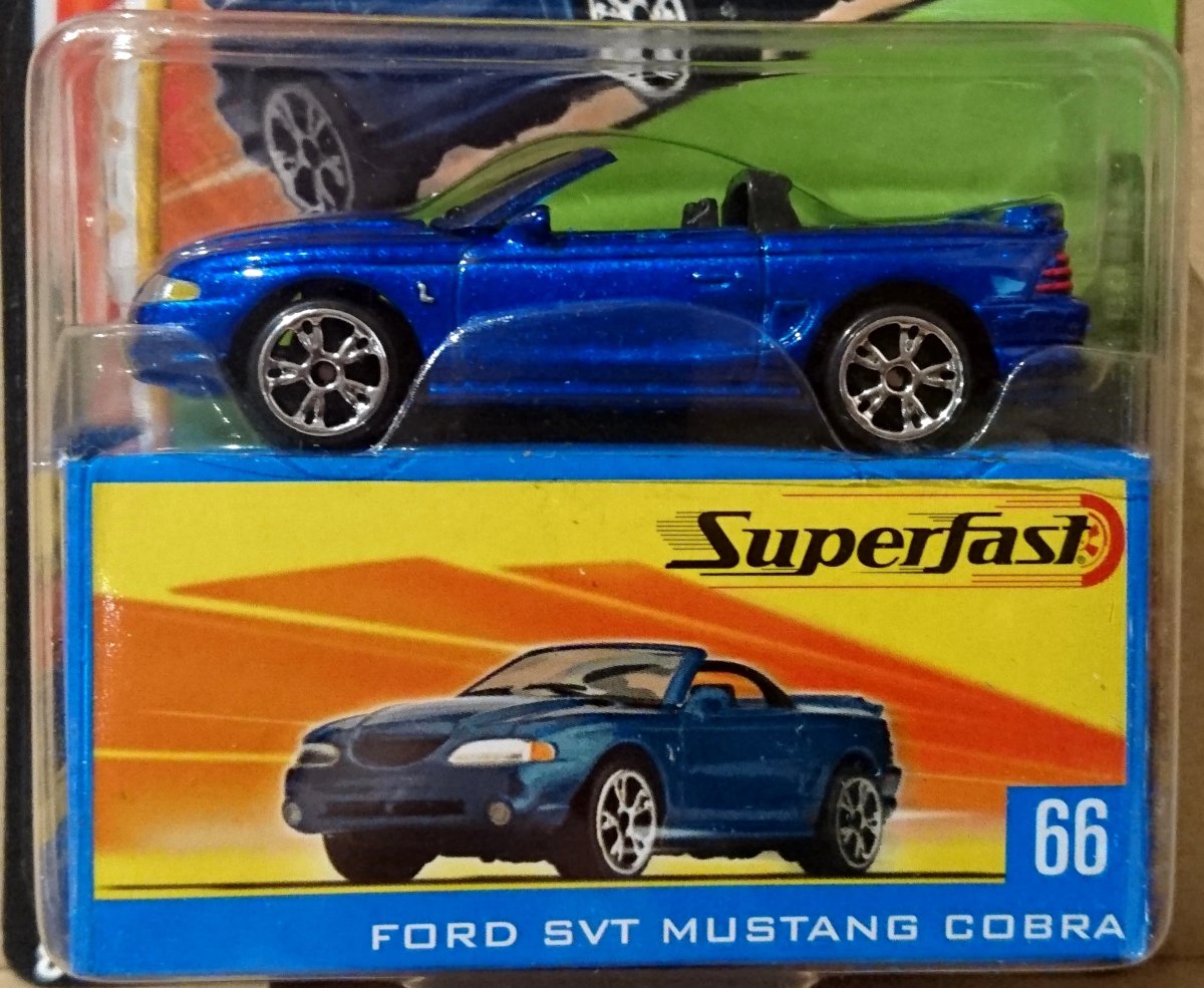 Hot Wheels Ford SVT Mustang Cobra