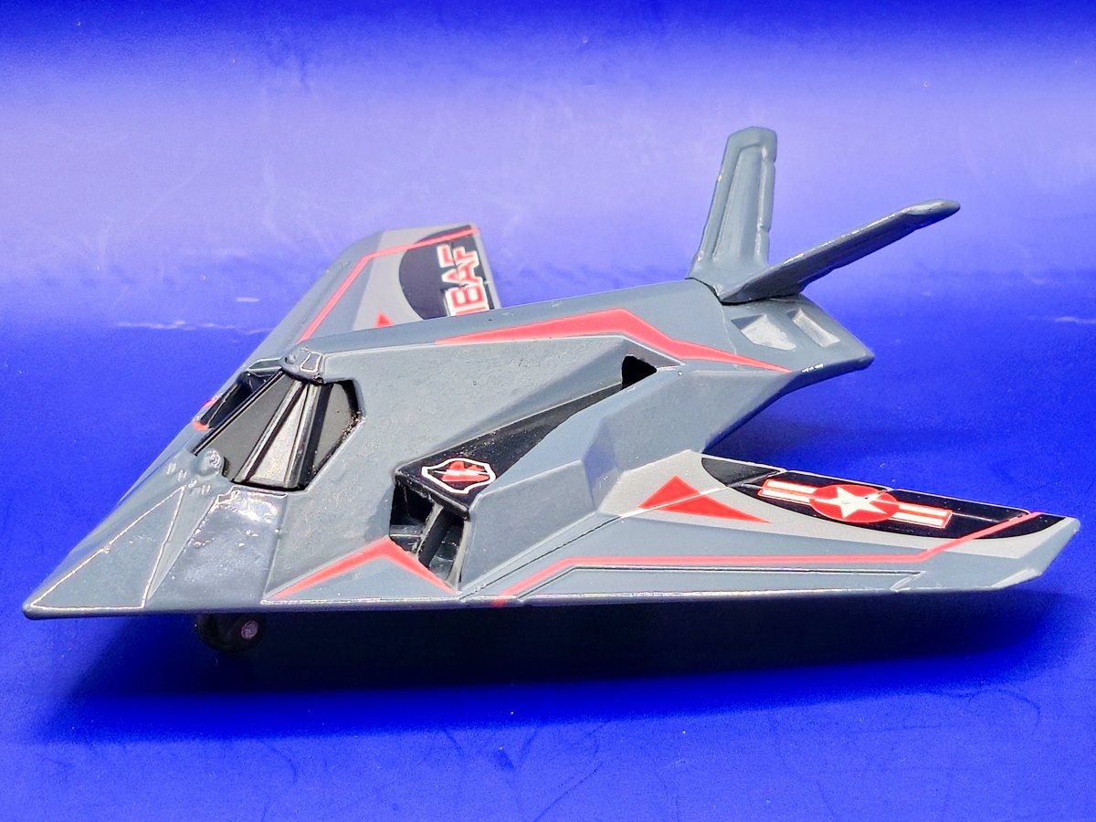 2002 Lockheed F-117A Nighthawk Grey: No package: Image 2