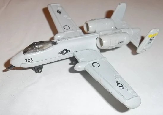 2000 Fairchild Republic A-10 Thunderbolt II Grey: No package: Image 2