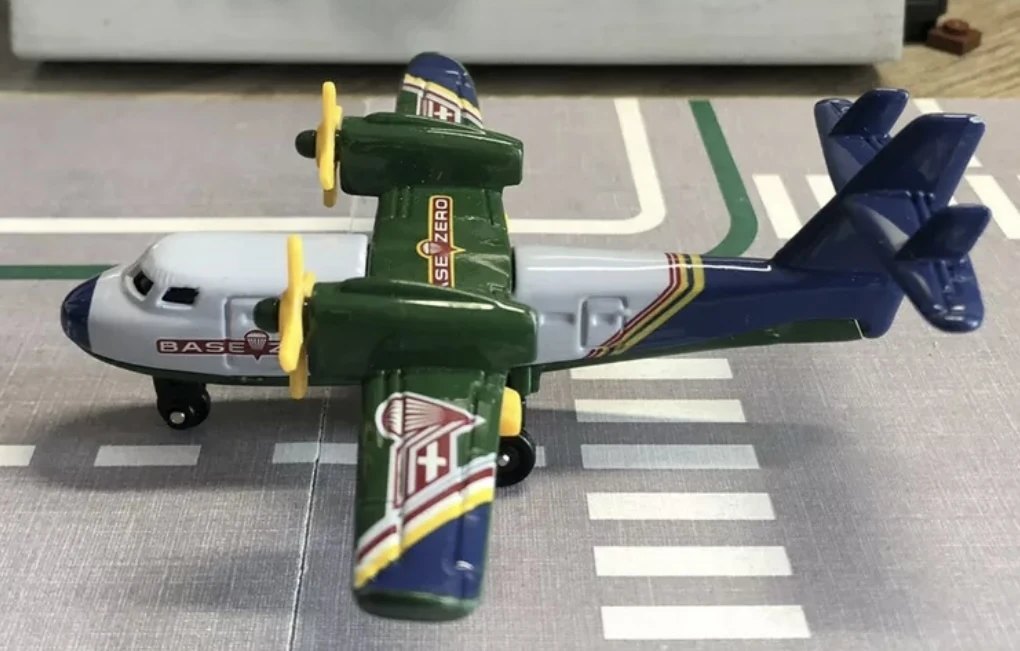 2003 Rescue Plane White: No package: Image 2