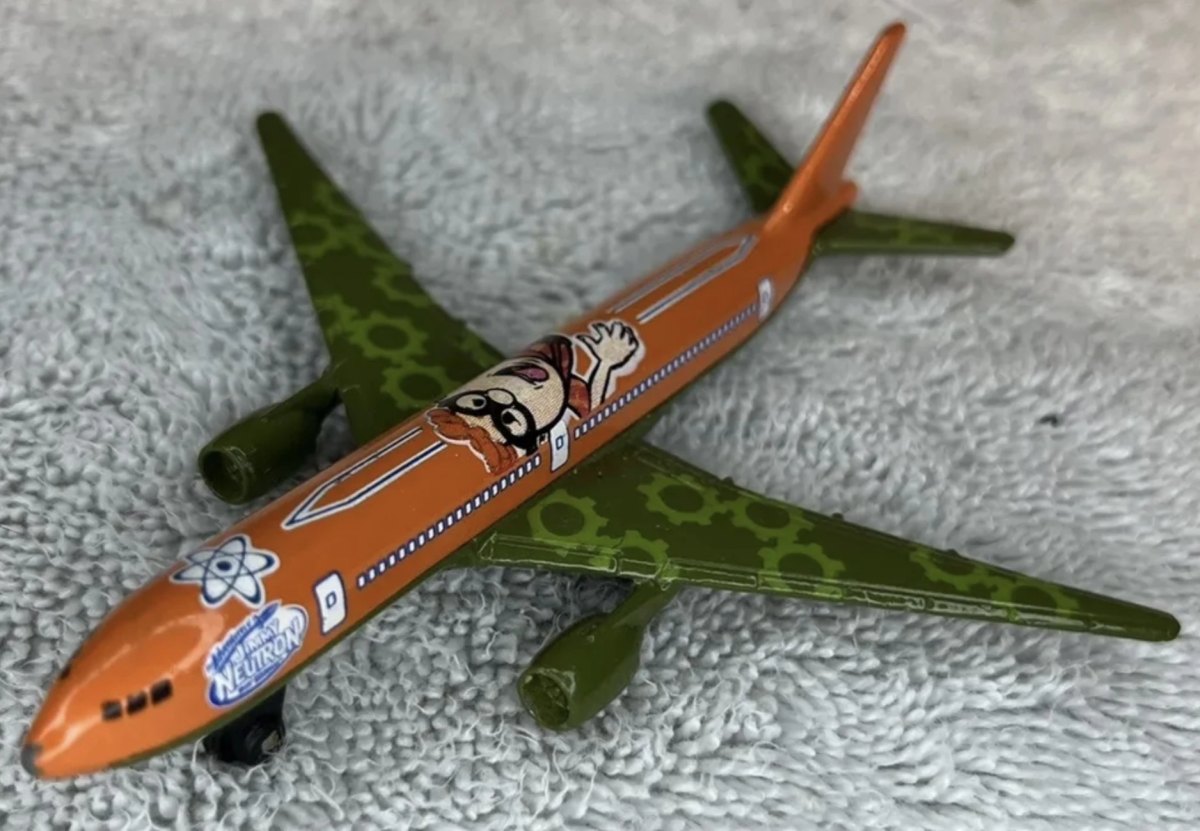 2004 Boeing 777-200 Orange: No package: Image 2