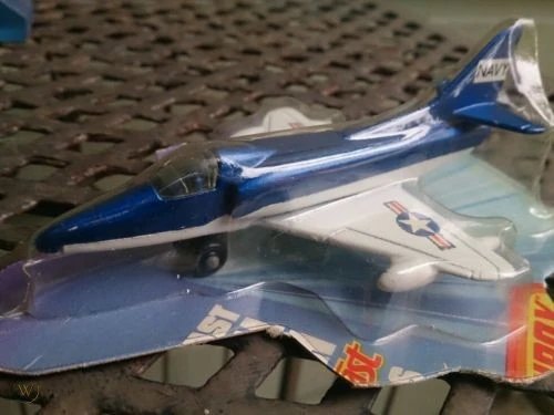 1974 Skyhawk A-4F: No package: Image 2