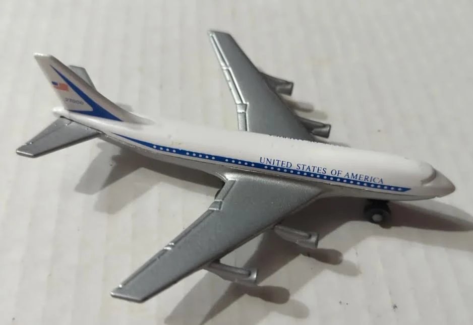 Hot Wheels Boeing 747