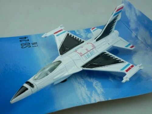 1988 F-16 White: No package: Image 2