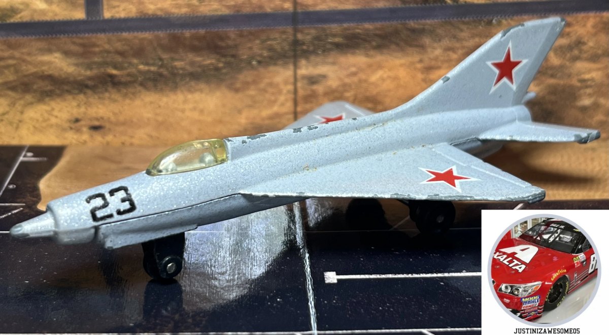 1989 MIG-21 Black: No package: Image 2