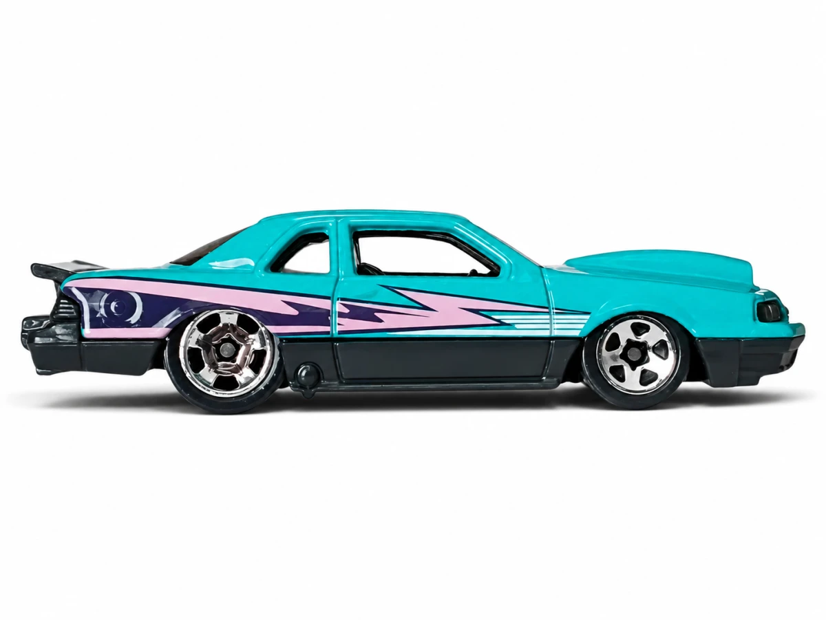 2026 1988 Ford T-Bird Teal: No Package: Image 2