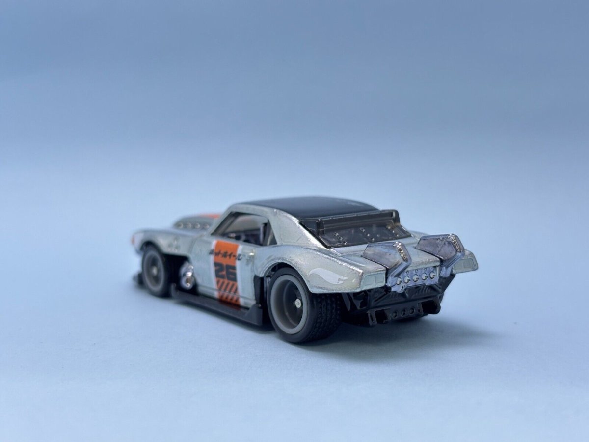 2026 Custom '68 Camaro ZAMAC: Image 7