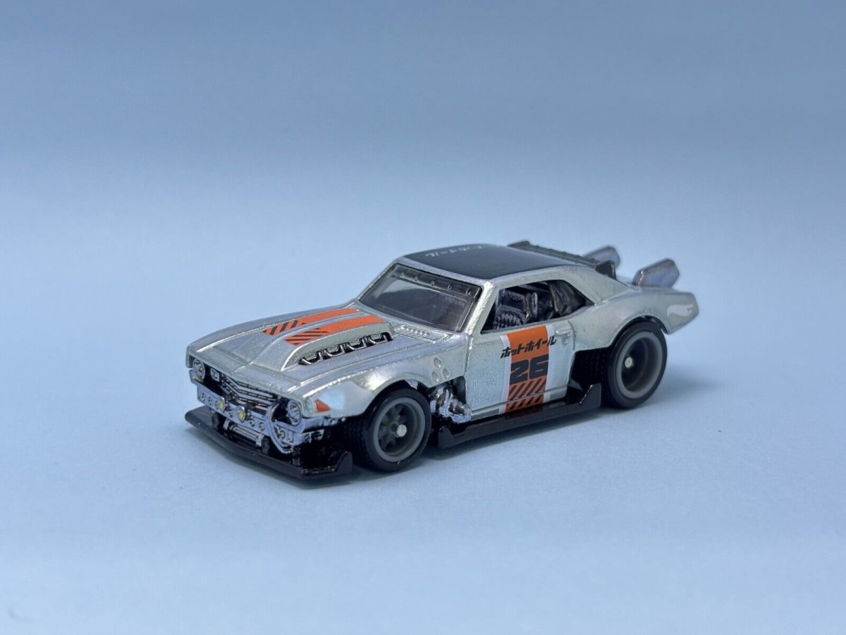 2026 Custom '68 Camaro ZAMAC: Image 8