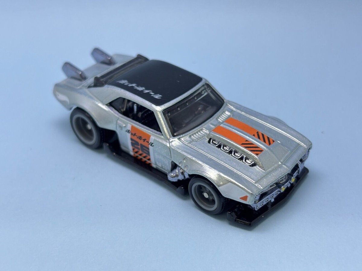 2026 Custom '68 Camaro ZAMAC: Image 4