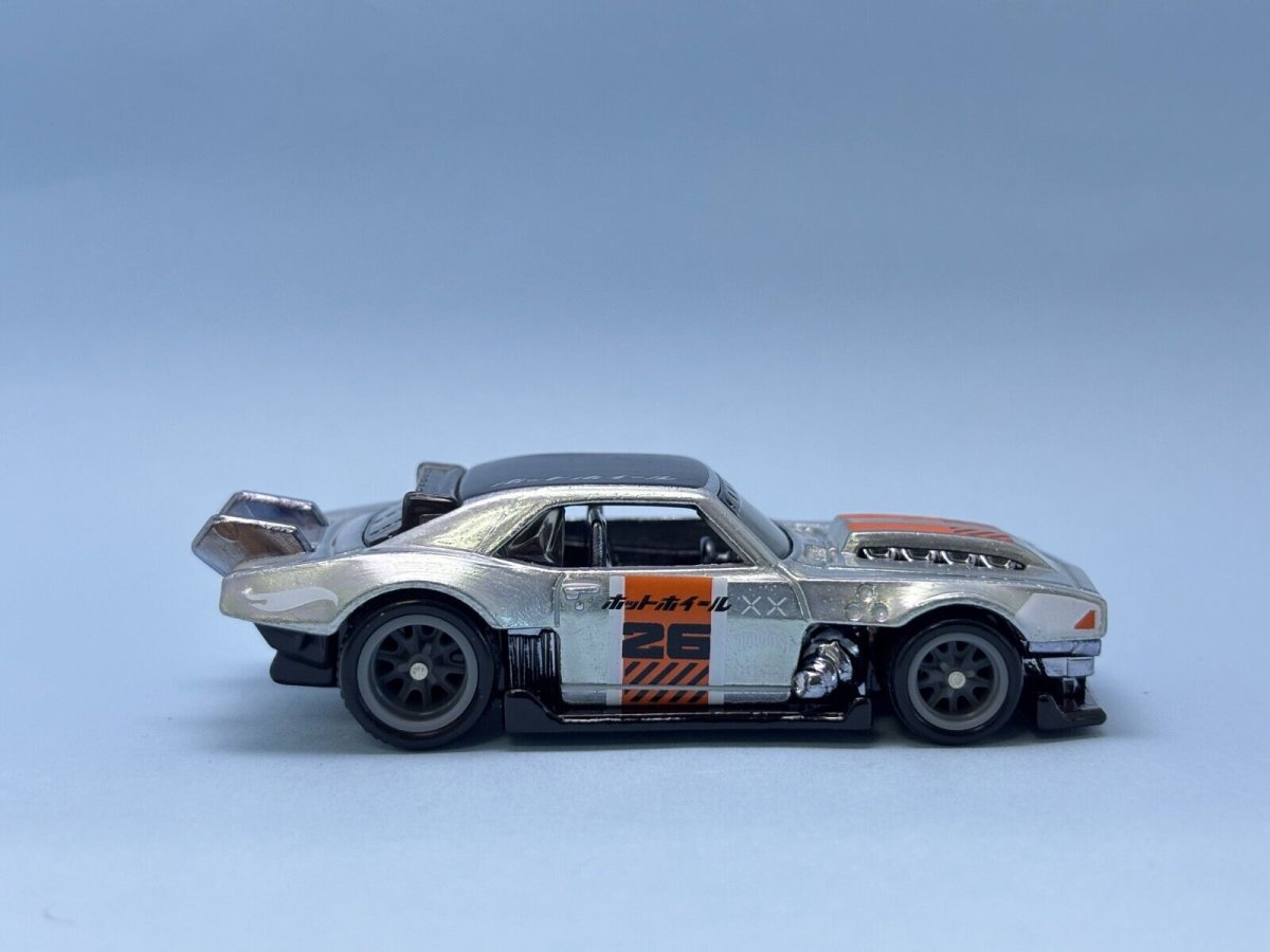 2026 Custom '68 Camaro ZAMAC: Image 6